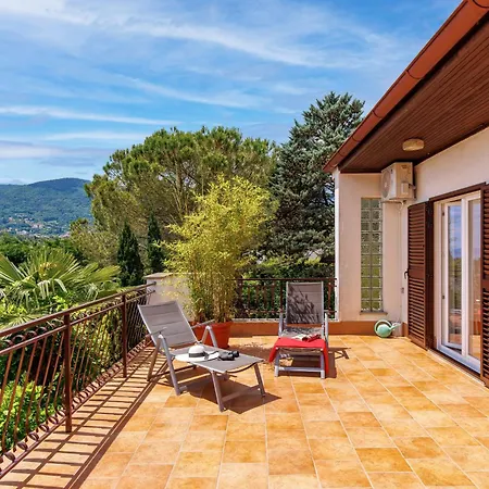Casa Vedra